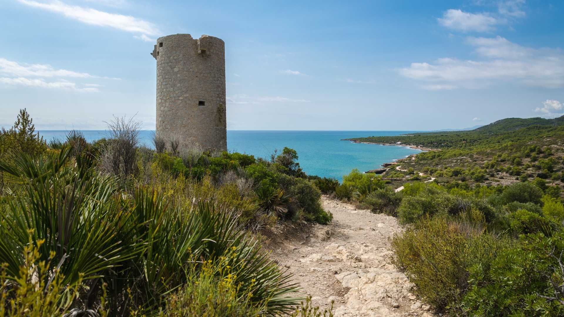 Baix Maestrat: discover the county up close